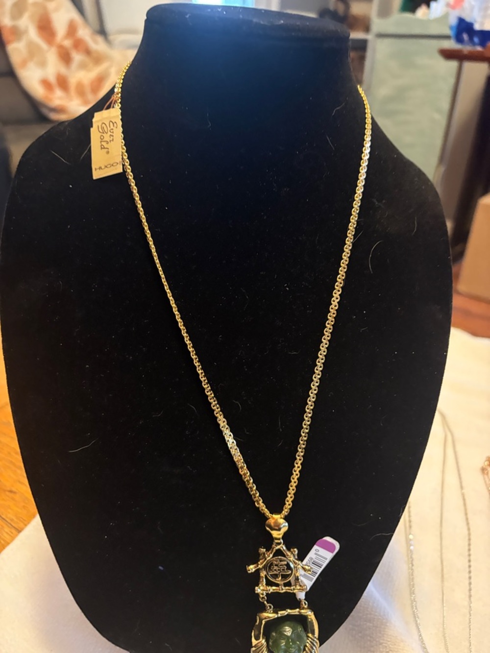 Gold Crown Inc  Green faux Jade  Buddha Pendant Necklace w/ Evergold Hugo chain - Picture 3 of 7